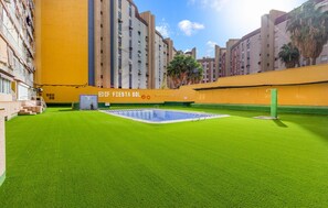 pool