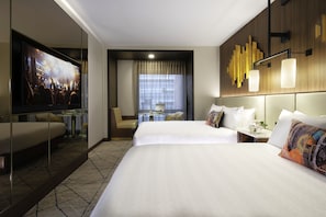 Comfortable Unit with Queen bed