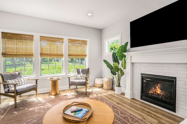 Beautiful & Comfortable Family Room Overlooking the Meadow