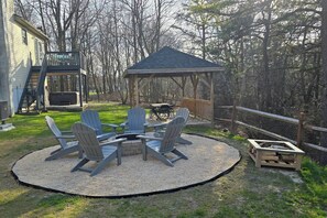 Wonderful firepit. Relax with your family