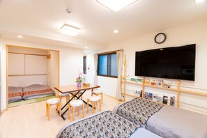 sleeping arrangement on 2nd floor
