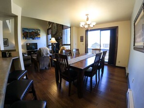 Dinning Room / Living Room