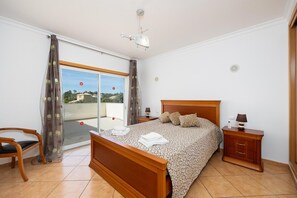 Double bedroom with A/C