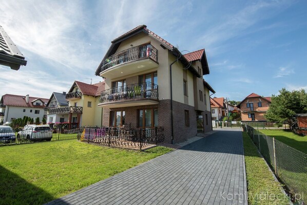 Holiday Home Exterior [winter]