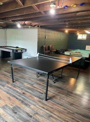 Spielezimmer