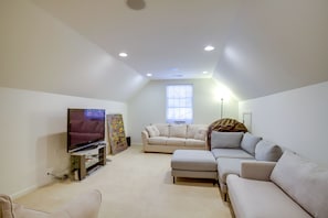 Living Area | Board Games | Game Room (Garage) | Central Air Conditioning