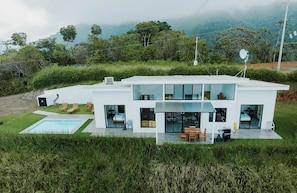 CASA LORO