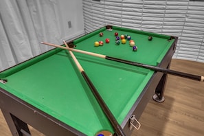 Spielezimmer