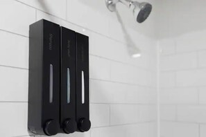 Hand-held showerhead