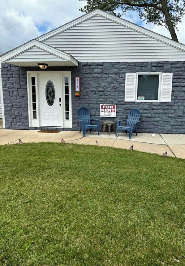 Welcome to the 419 Lake House