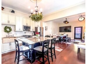 Kitchen has all essentials for prepping meals and is a perfect hang out space 