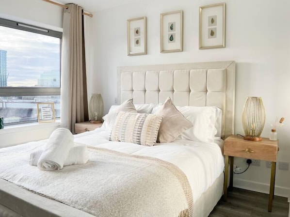 Bedroom 1 - Ensuite 