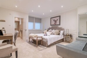 Master Bedroom - Superking Ensuite plus Sofa Bed