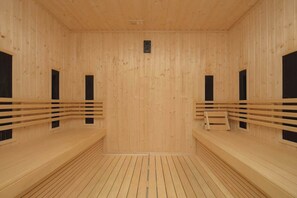 Common area with a sauna