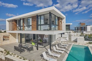 Garden with outside furniture