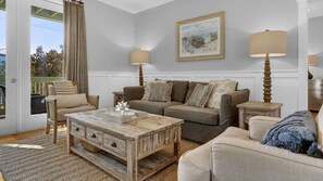 Grand Isle 206 Living Area