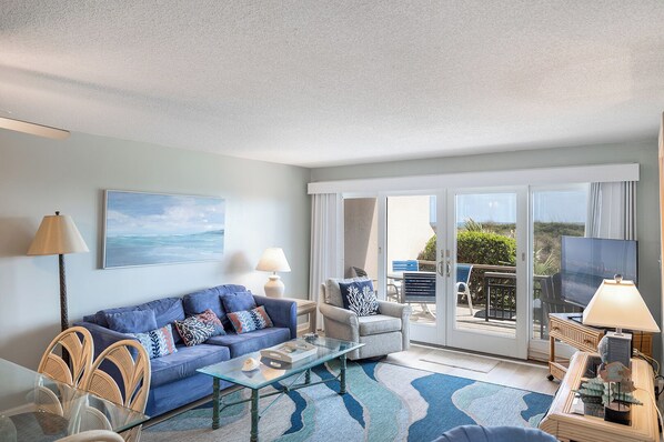 Welcome to Beachwalk 112!