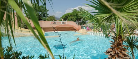 Utomhuspool