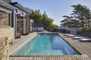 Pool deck