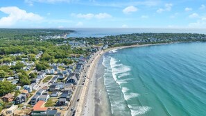 Long sands beach - 10 minute walk from condo