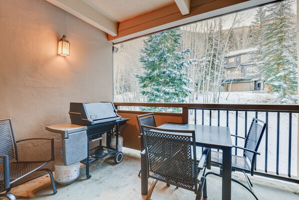 Vail Vacation Rental | 2BR | 2BA | 1,077 Sq Ft | Elevator Access