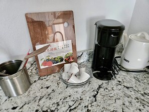 Kaffe och/eller kaffebryggare