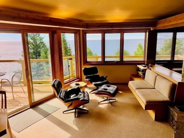 Living room (1)