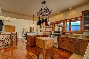 Chef's Kitchen!