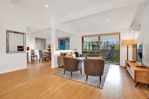 Open Plan Lounge and Dining Area