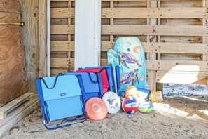 Beach toys & chairs to have fun enjoying the sun & sand.