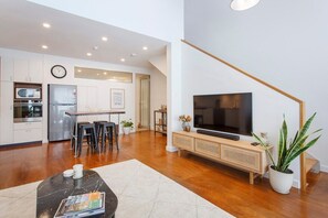 Smart TV entertainment