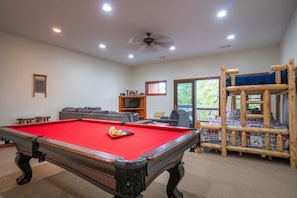 Spielezimmer