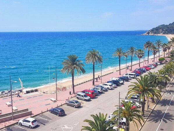 Beach/ocean view