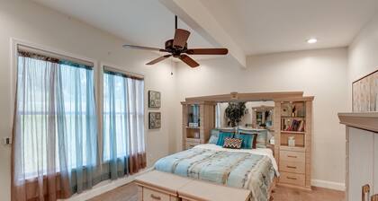 Nashville Home w/ Seasonal Pool < 5 Mi to Dtwn!