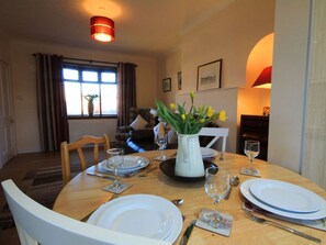 Dining Area | Sheneval Apartment, Inverness