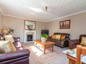 Living room/dining room | Black Rock Cottage, Culbokie