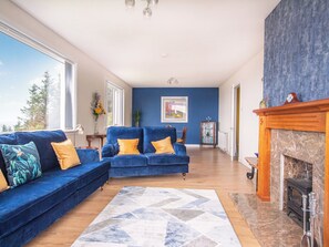 Living room | Sunny Hill - Hebridean Views, Gairloch