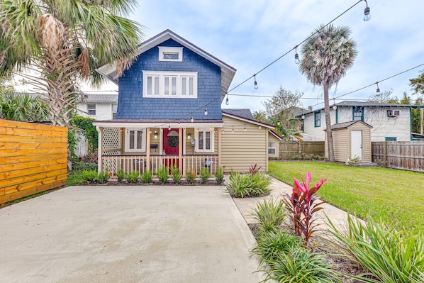 Jacksonville Vacation Rental | 1BR | 1BA | 800 Sq Ft | Step-Free Entry