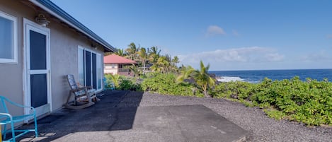 Keaau Vacation Rental | 5BR | 2.5BA | 2,870 Sq Ft | 1 Step Required