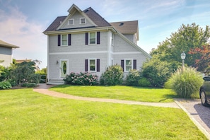 Studio Exterior | Other Bookable Vacation Rental On-Site