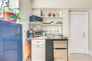 Studio | Kitchenette | Coffee Maker