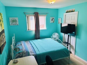 Queen bed