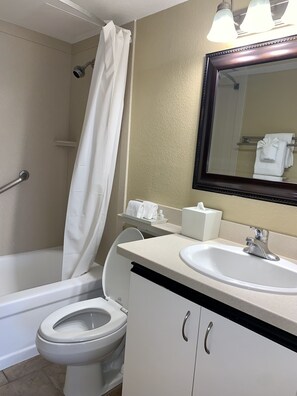 Bathroom 1 - Master bathroom with bathtub/shower