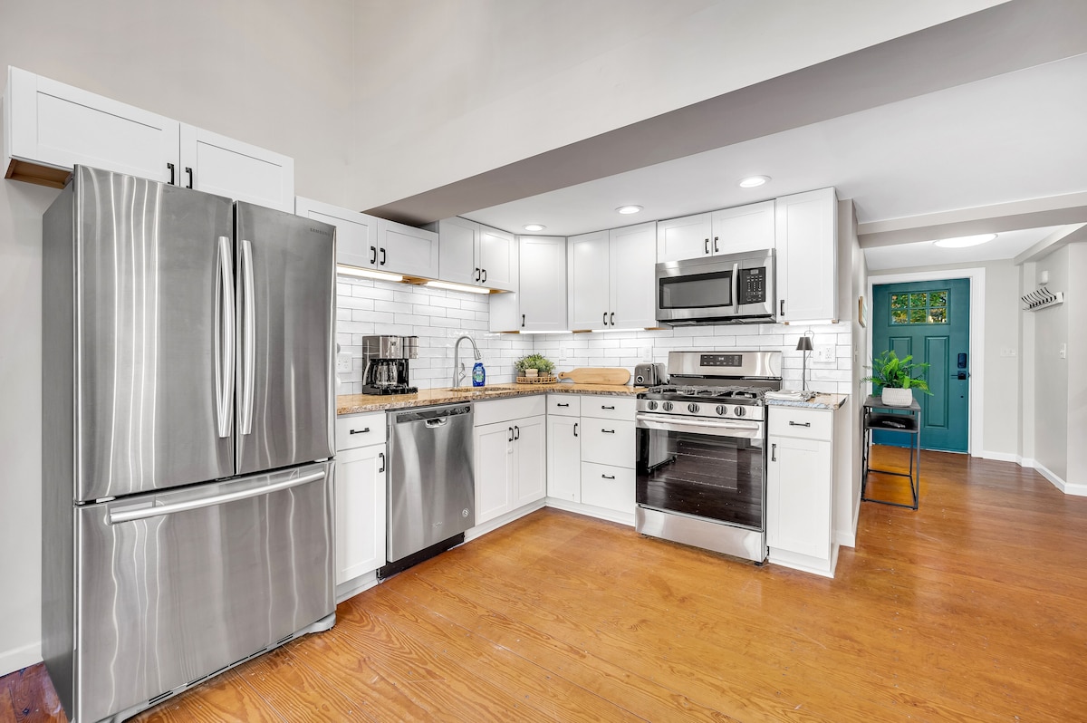 This spacious 3 bed 2.5 bath historic townhouse has been completely renovated!