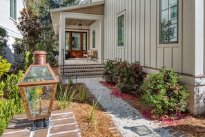 View of the front of the home