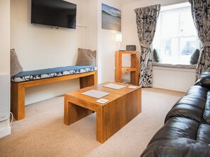 Living room | Alexander Courtyard - Alexander Place, Inverness