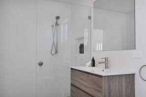 Bathroom - Shower + Toilet