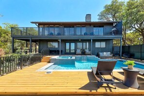 Top Pool Atlantis on Lake Travis - Private Deck, Pool, and Hot Tubwith Luxury Seating