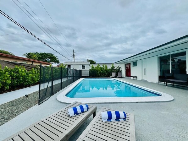 Pool