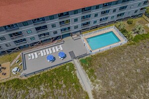 Complex Pool